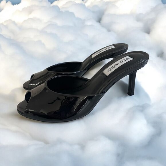 STEVE MADDEN Black Patent Leather Sandals Heels Size 8 - Picture 1 of 11